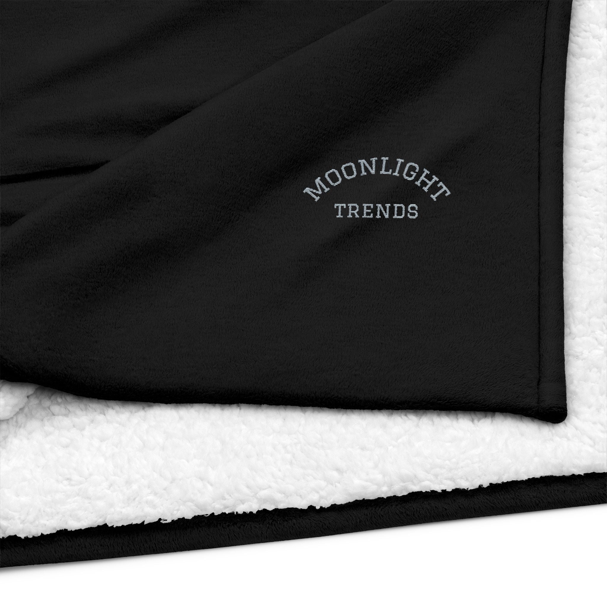 Embroidered Sherpa Blanket – Cozy 'Moonlight Trends' Plush Throw